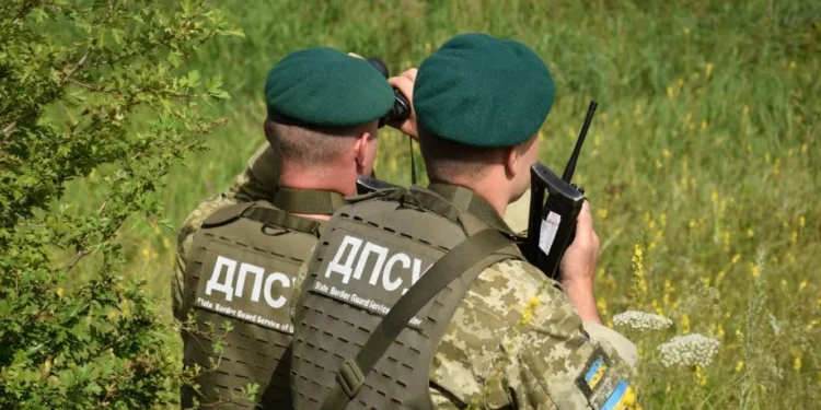 Прикордонники повідомили про повернення під контроль понад 10 кв. км території 1 Прикордонники повідомили про повернення під контроль понад 10 кв. км території