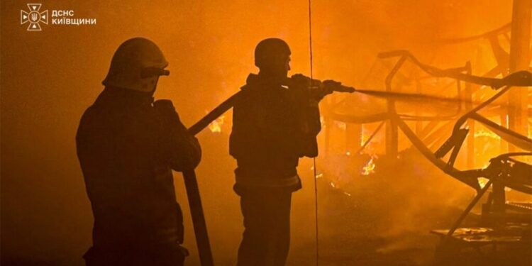 Армія РФ вдарила по Київщині: є загиблі та поранені