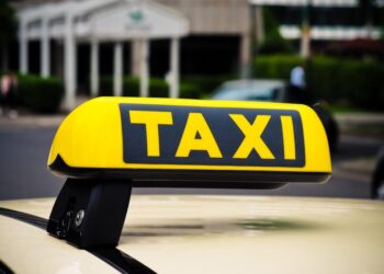 У Києві встановлять обмеження на ціни таксі під час повітряних тривог 6 У Києві встановлять обмеження на ціни таксі під час повітряних тривог